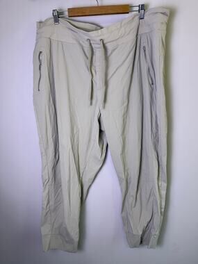 Athleta Trekkie North Jogger Pants Beige Hiking Travel Lightweight Size 24